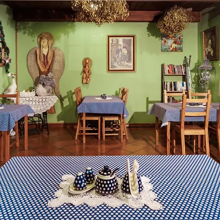 Pod Jemiola Проживание в семье *