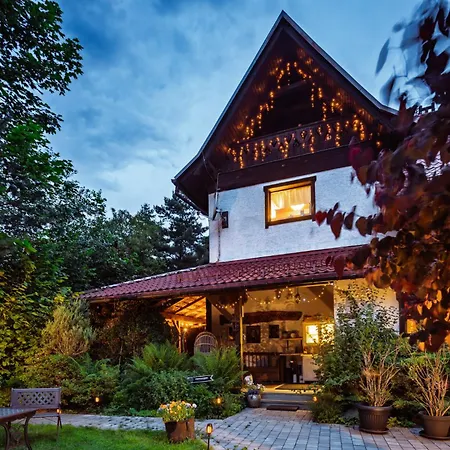 Pod Jemiołą Kwatera prywatna *