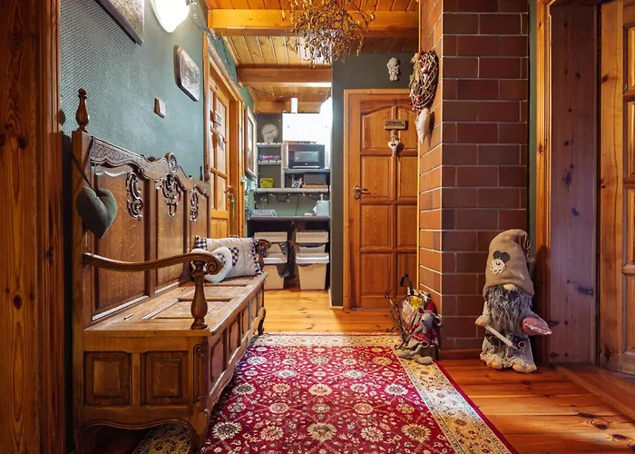 Pod Jemiola בית אירוח *